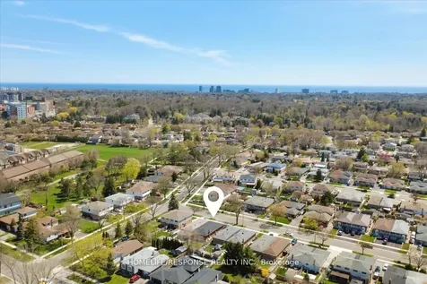 291 Thrace Avenue Mississauga ON L5B 2B2