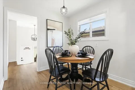 291 Thrace Avenue Mississauga ON L5B 2B2