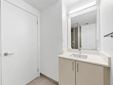 1005 Dundas Street E Oakville ON L6H 8C7