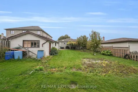 26 Grovedale Avenue Toronto ON M6L 1Y6