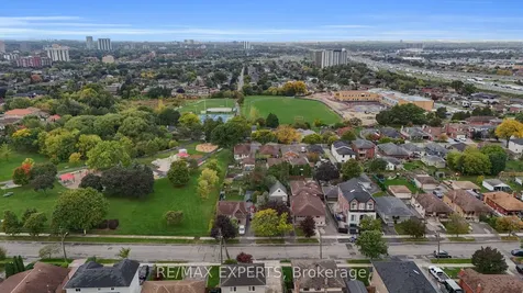 26 Grovedale Avenue Toronto ON M6L 1Y6