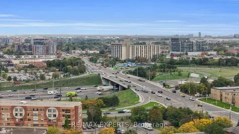 26 Grovedale Avenue Toronto ON M6L 1Y6