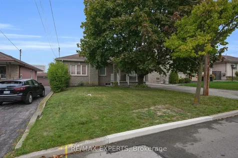 26 Grovedale Avenue Toronto ON M6L 1Y6