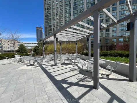 30 Samuel Wood Way Toronto ON M9B 0C9