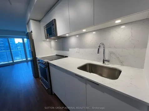 30 Samuel Wood Way Toronto ON M9B 0C9