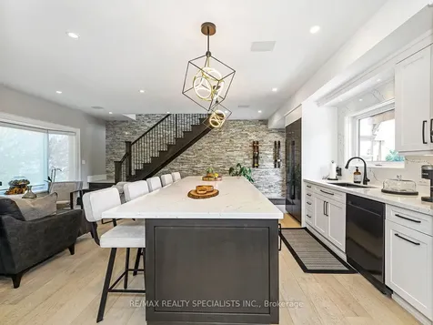 64 Joycelyn Crescent Halton Hills ON L7G 2S4