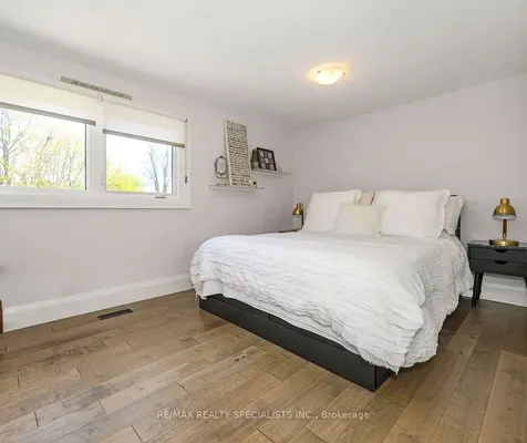64 Joycelyn Crescent Halton Hills ON L7G 2S4