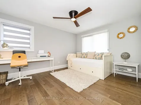 64 Joycelyn Crescent Halton Hills ON L7G 2S4