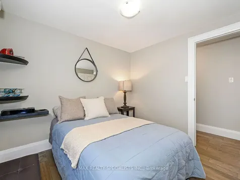 64 Joycelyn Crescent Halton Hills ON L7G 2S4