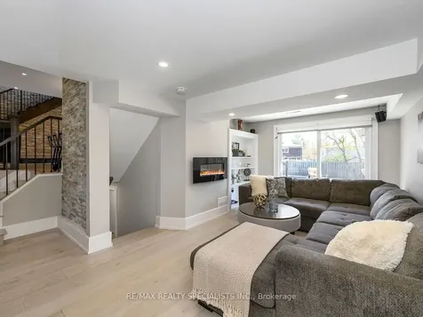 64 Joycelyn Crescent Halton Hills ON L7G 2S4