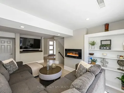 64 Joycelyn Crescent Halton Hills ON L7G 2S4