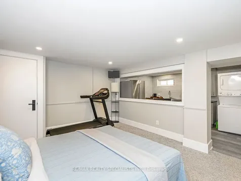 64 Joycelyn Crescent Halton Hills ON L7G 2S4