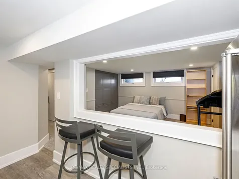 64 Joycelyn Crescent Halton Hills ON L7G 2S4