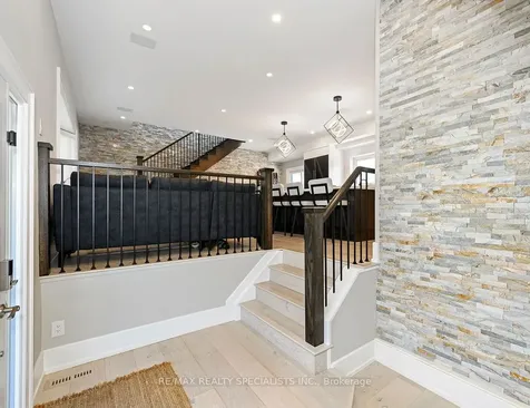 64 Joycelyn Crescent Halton Hills ON L7G 2S4