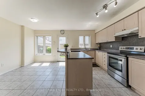 98 Georgian Drive Oakville ON L6H 6V1