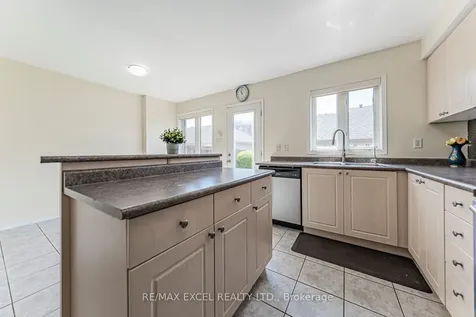 98 Georgian Drive Oakville ON L6H 6V1
