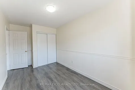 98 Georgian Drive Oakville ON L6H 6V1