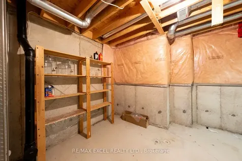 98 Georgian Drive Oakville ON L6H 6V1