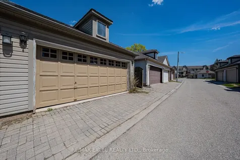 98 Georgian Drive Oakville ON L6H 6V1