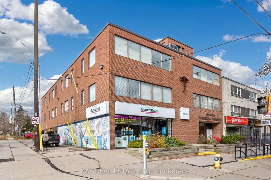 2318 Lake Shore Boulevard W Toronto ON M8V 1B5
