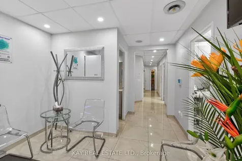 2318 Lake Shore Boulevard W Toronto ON M8V 1B5