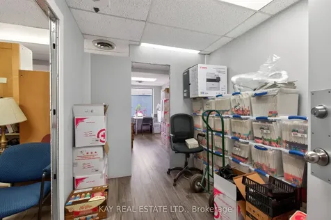 2318 Lake Shore Boulevard W Toronto ON M8V 1B5