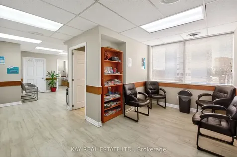 2318 Lake Shore Boulevard W Toronto ON M8V 1B5