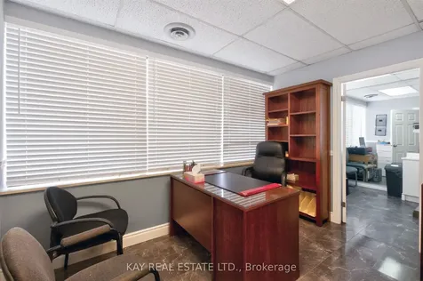 2318 Lake Shore Boulevard W Toronto ON M8V 1B5