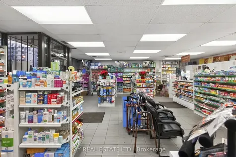 2318 Lake Shore Boulevard W Toronto ON M8V 1B5
