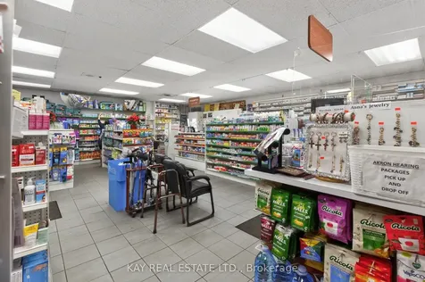 2318 Lake Shore Boulevard W Toronto ON M8V 1B5