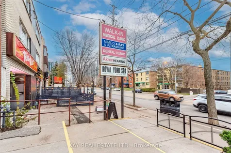2318 Lake Shore Boulevard W Toronto ON M8V 1B5