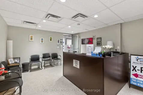 2318 Lake Shore Boulevard W Toronto ON M8V 1B5