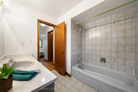 2978 Pettigrew Crescent Mississauga ON L5L 4W6