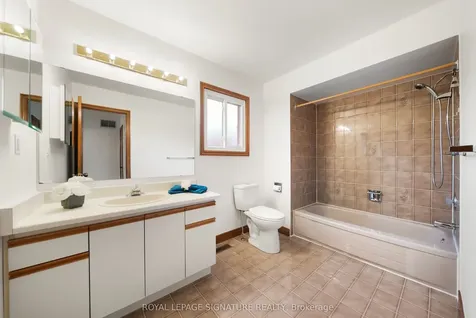 2978 Pettigrew Crescent Mississauga ON L5L 4W6