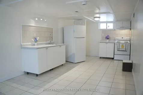 30 Hearst Circle Toronto ON M6M 2T7
