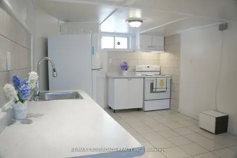 30 Hearst Circle Toronto ON M6M 2T7