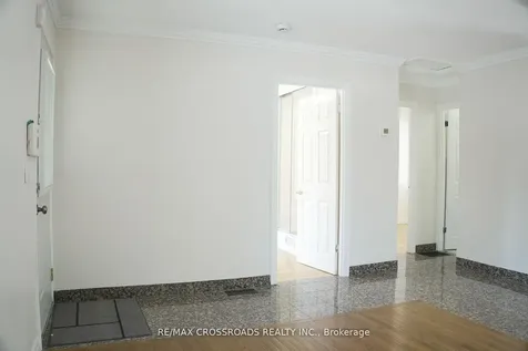 30 Hearst Circle Toronto ON M6M 2T7