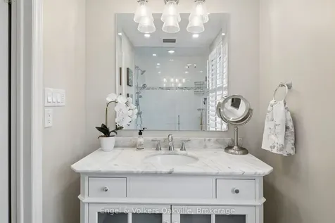 1375 Falgarwood Drive Oakville ON L6H 2P4