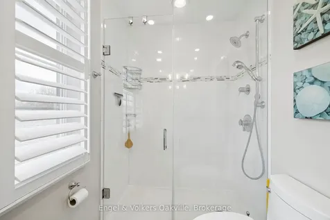 1375 Falgarwood Drive Oakville ON L6H 2P4