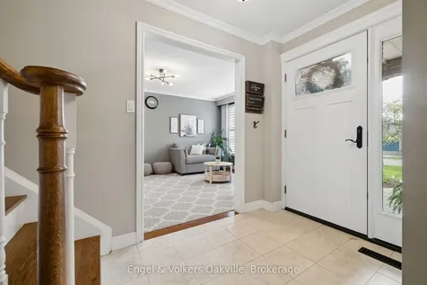 1375 Falgarwood Drive Oakville ON L6H 2P4