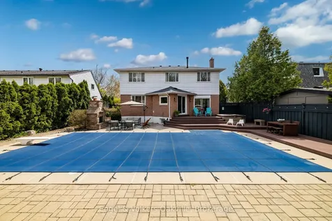 1375 Falgarwood Drive Oakville ON L6H 2P4