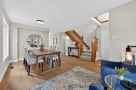 2385 Guildstone Crescent Oakville ON L6M 3Y8