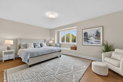 2385 Guildstone Crescent Oakville ON L6M 3Y8
