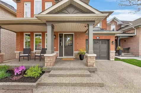 2385 Guildstone Crescent Oakville ON L6M 3Y8