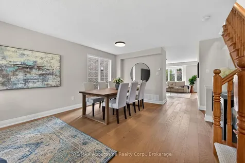 2385 Guildstone Crescent Oakville ON L6M 3Y8