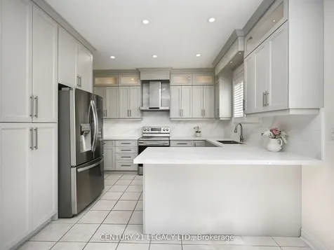 3 Bowsfield Drive Brampton ON L6P 1C8