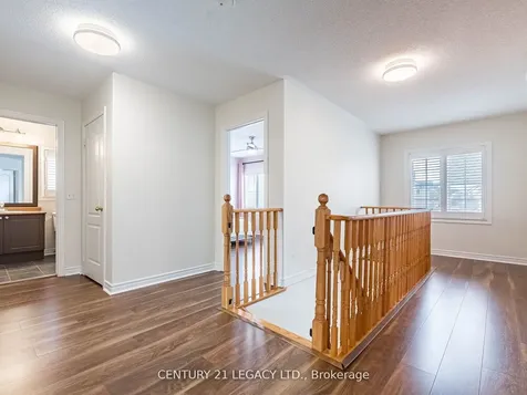 3 Bowsfield Drive Brampton ON L6P 1C8
