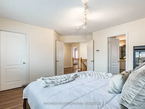 3 Bowsfield Drive Brampton ON L6P 1C8