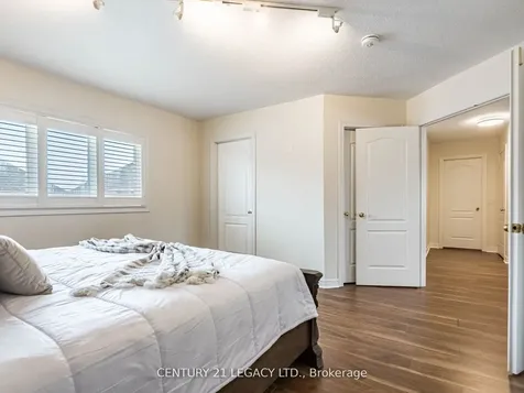 3 Bowsfield Drive Brampton ON L6P 1C8