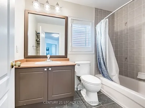 3 Bowsfield Drive Brampton ON L6P 1C8